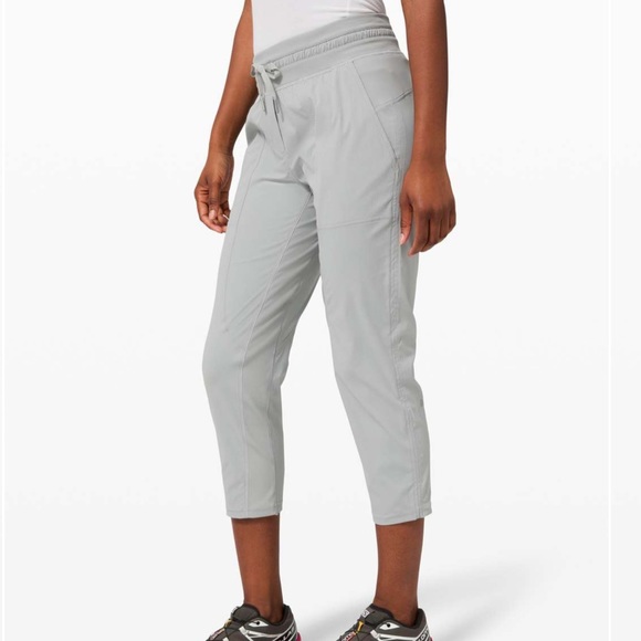 lululemon dance studio crop pant